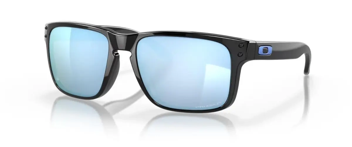 Oakley Holbrook polarized sunglasses
