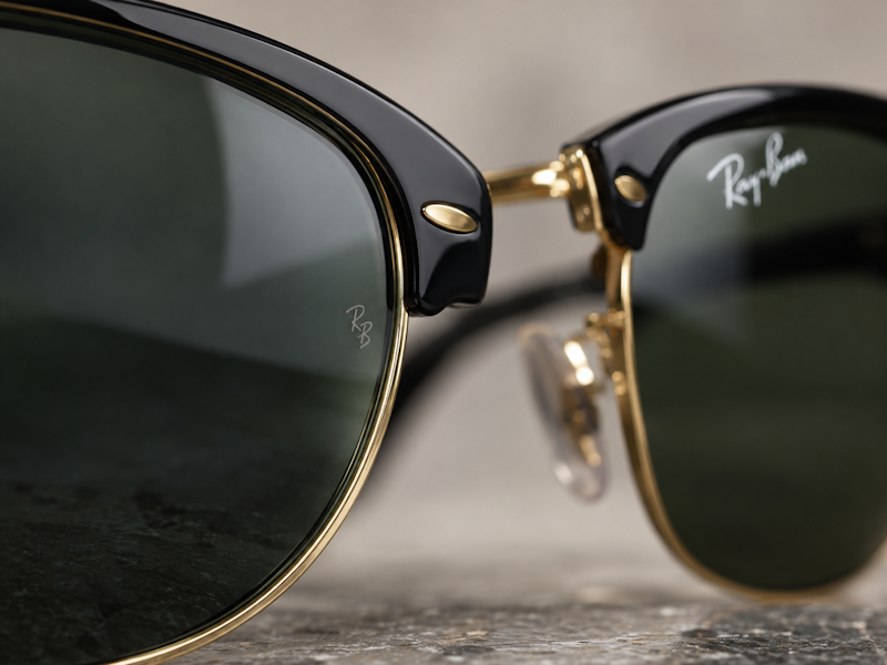 Close-up of the RB engraving on the left lens