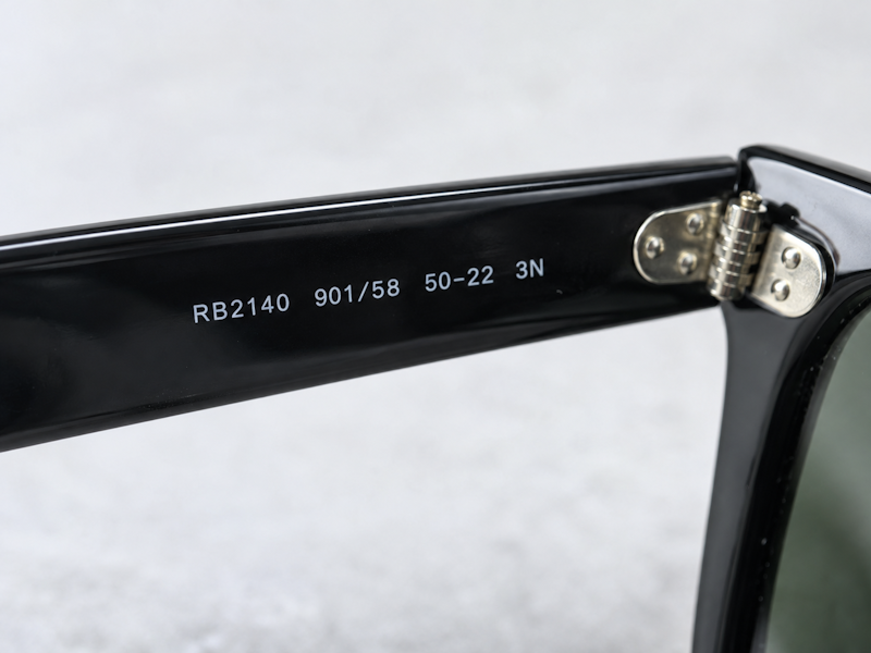 Frame details: Aviator nose pads, Wayfarer decorations, and Clubmaster hardware